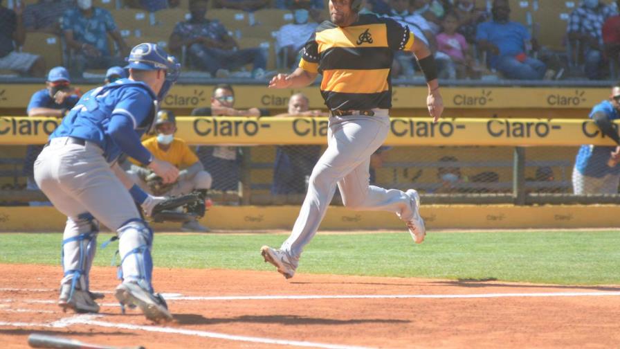 Licey derrota a las Águilas en partido de pretemporada