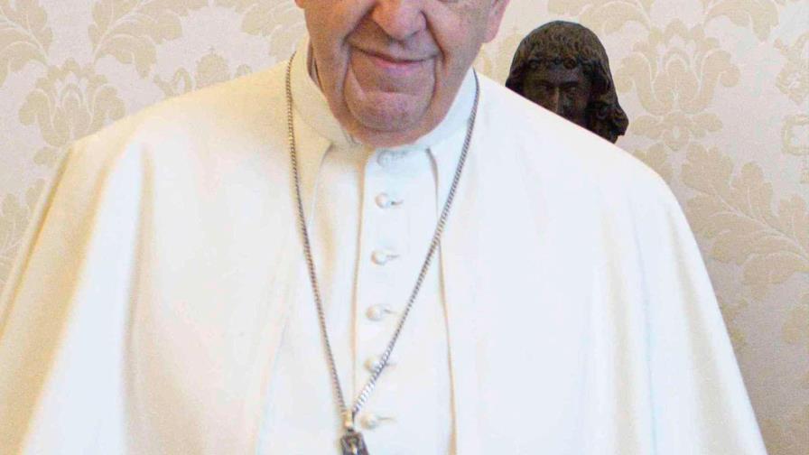 Papa a juristas católicos: defiendan los derechos humanos