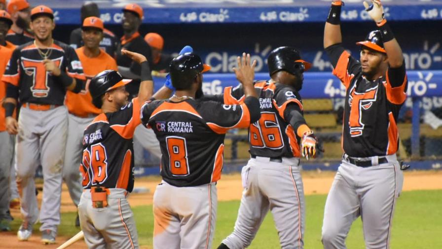 Estrellas están sólidas en la primera posición y las Águilas “se adueñan” del sótano Estrellas están sólidas en la primera posición y las Águilas “se adueñan” del sótano