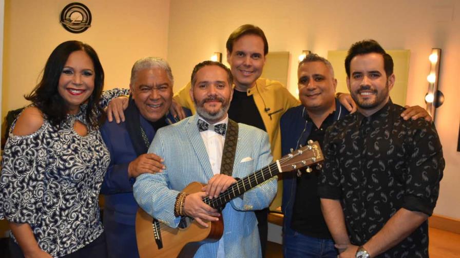 “Navidad entre amigos” se apropia de los lunes en Escenario 360