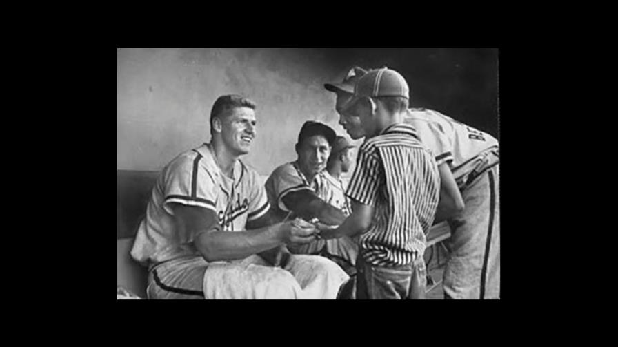 Frank Howard, dueño récord CE Escogido; homenaje Washington