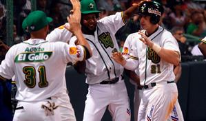 Bateo de Schwindel y pitcheo se combinan en victoria de las Estrellas sobre Licey