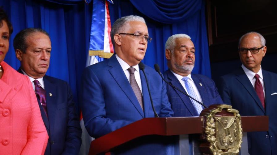 CNM designa comisión para que haga preselección de candidatos al Tribunal Constitucional CNM designa comisión para que haga preselección de candidatos al Tribunal Constitucional