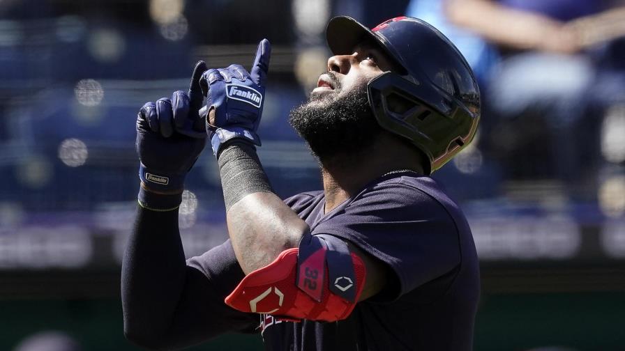 McKenzie, Reyes e Indios vencen a Reales y completan barrida