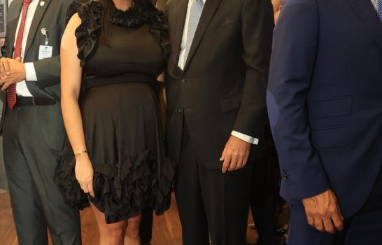 Banreservas abre las puertas de  oficina dual en BlueMall