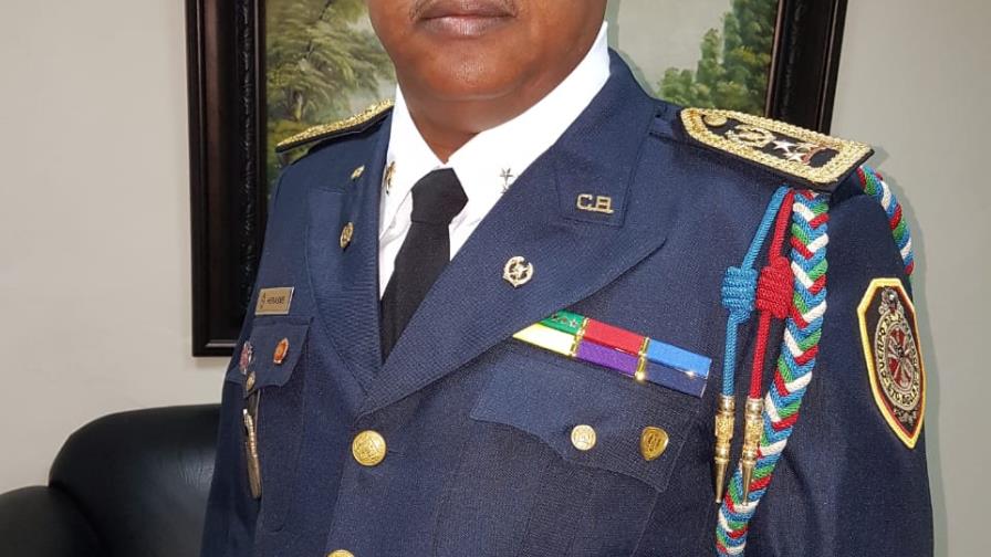 Designan nuevo jefe del cuerpo de bomberos del Distrito Nacional Designan nuevo jefe del cuerpo de bomberos del Distrito Nacional