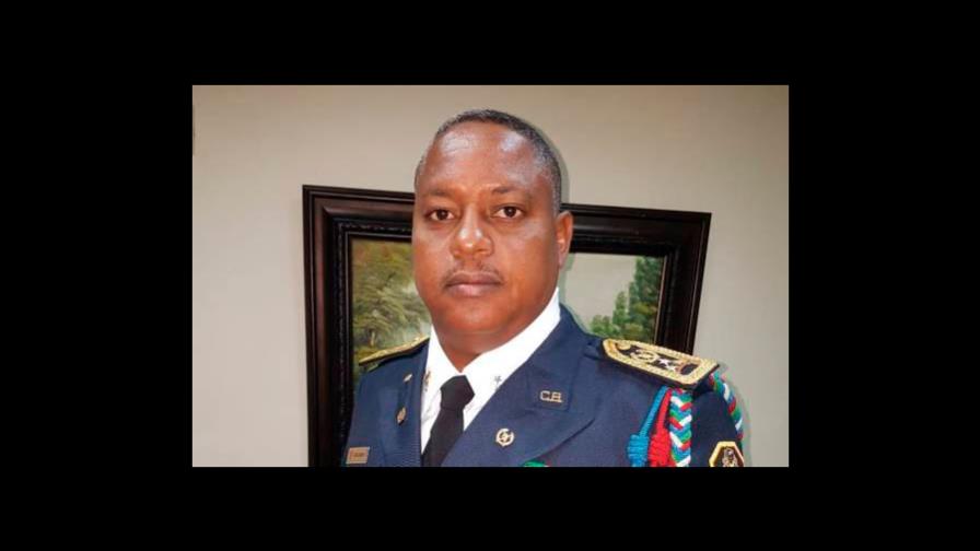 Ascienden a general al jefe de los Bomberos del Distrito Nacional Ascienden a general al jefe de los Bomberos del Distrito Nacional