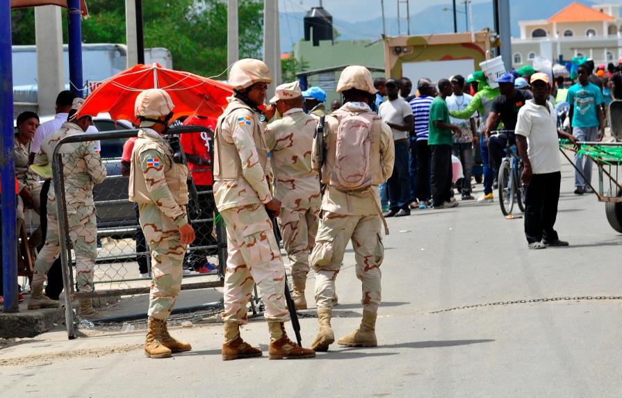 Policías haitianos se refugian en Pedernales tras incidente en Haití con saldo de dos muertos 