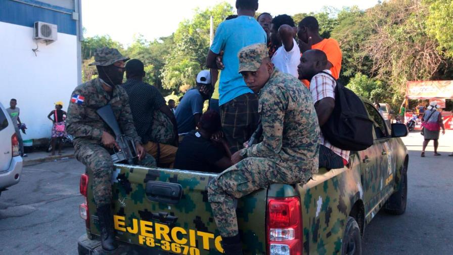 Ejército detiene a más de 400 indocumentados intentaron penetrar por la frontera