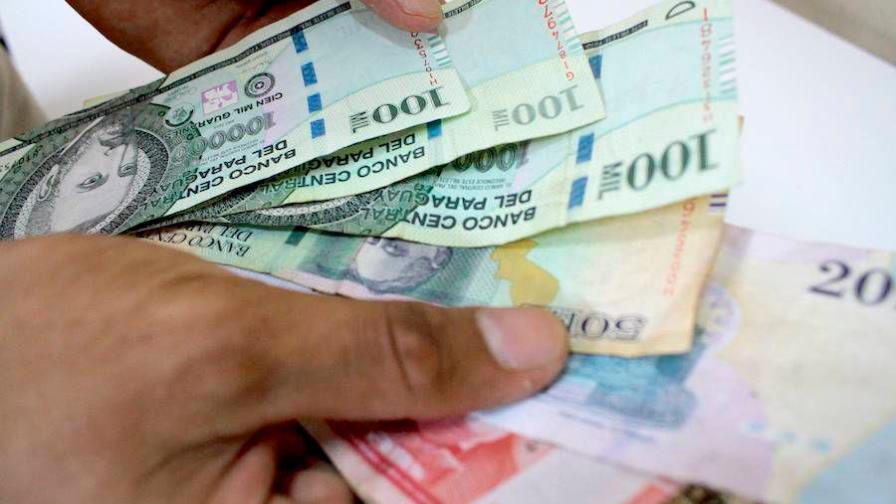 México aumenta el salario mínimo en 22 % con el aval de todos los sectores