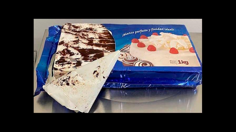 Confiscan cocaína oculta en torta en un vehículo en Maine