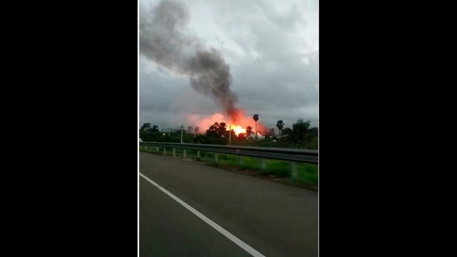 Fuego afecta planta de gas en Licey al Medio