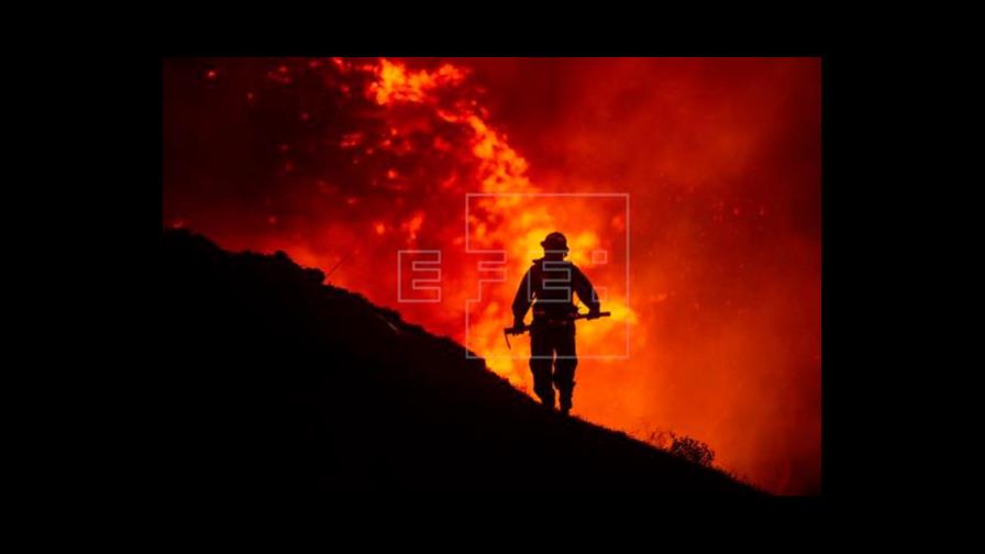 El gran incendio de California ya es el undécimo mayor de su historia