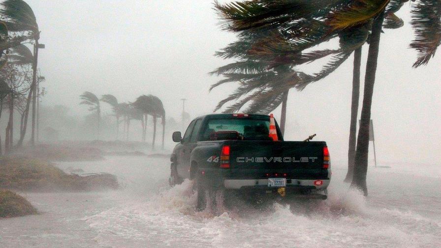 Tormenta amenaza a Hawai con inundaciones catastróficas