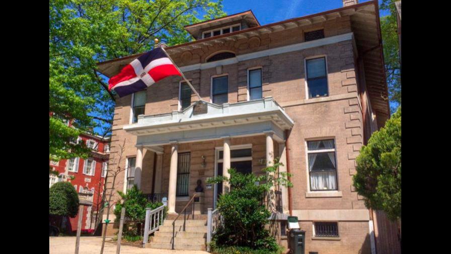 Embajada dominicana en Washington retoma servicios consulares desde hoy