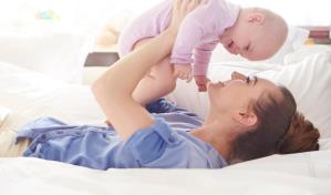 Los bebés prestan más atención a los sonidos exagerados del habla infantil