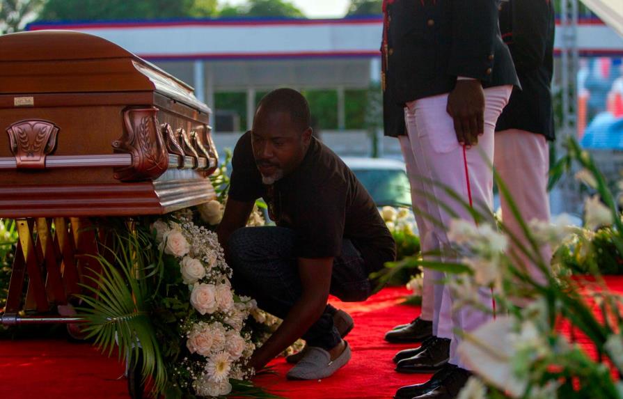 Se registra tiroteo durante funeral de Jovenel Moïse, según medios estadounidenses