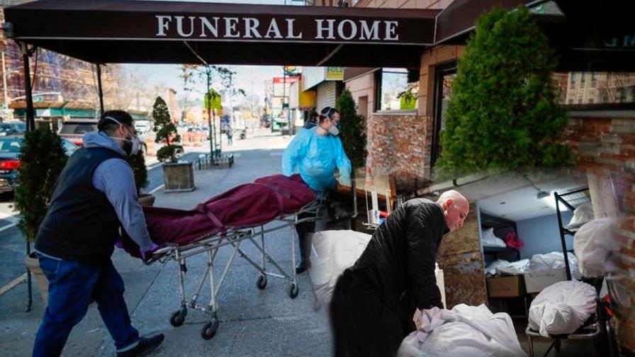 Apilan cientos de cadáveres que no pueden ser cremados por acumulación de muertos en NY