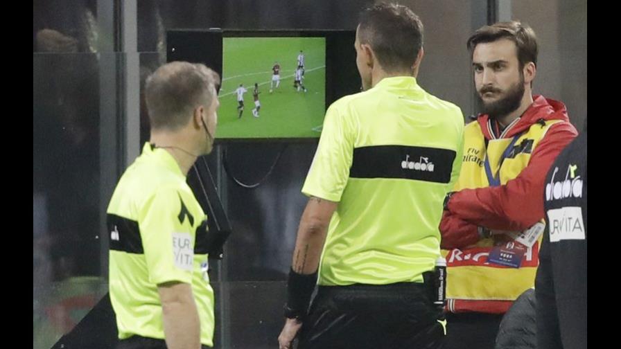 Preparan incorporación de VAR en la Liga de Campeones esta campaña