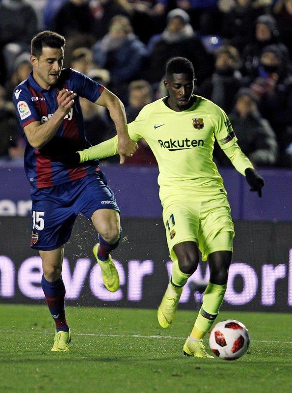 Barcelona resiente ausencia de Lionel  Messi y cae ante Levante