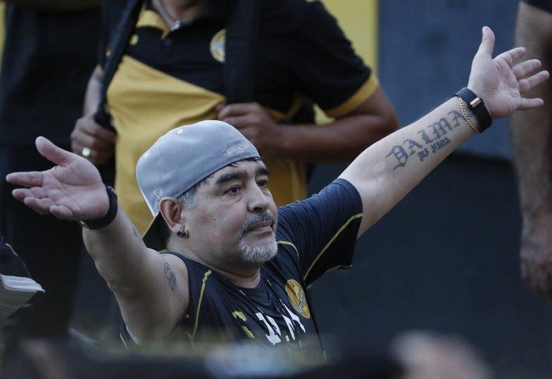 Diego Maradona, dado de alta tras operación por sangrado estomacal