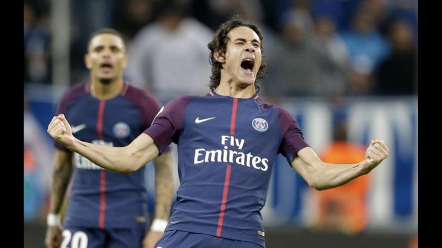 Edinson Cavani se pierde por lesión el partido contra el Manchester United