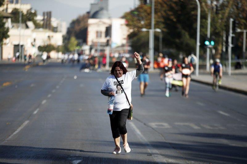 Maratón en Chile rinde homenaje a los desaparecidos en dictadura 