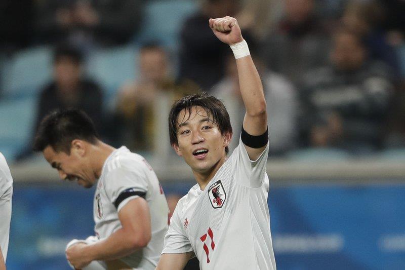 Japón le baja los humos a Uruguay con un empate