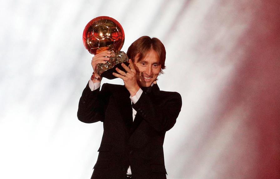 Luka Modric pone fin al reinado de Lionel Messi y Cristiano Ronaldo en el Balón de Oro