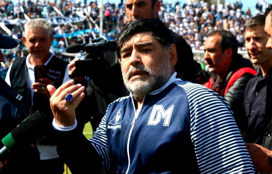 Diego Maradona: “Lamento el golpe de estado orquestado en Bolivia”