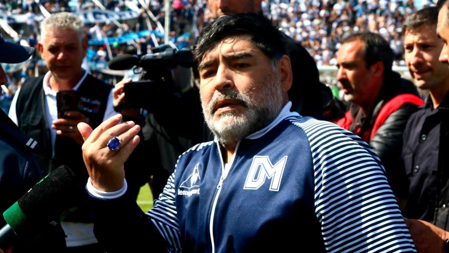 Diego Maradona: “Lamento el golpe de estado orquestado en Bolivia”