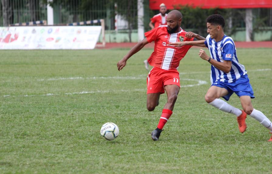 Jarabacoa FC, Moca FC y Vega Real, tres equipos para dos lugares