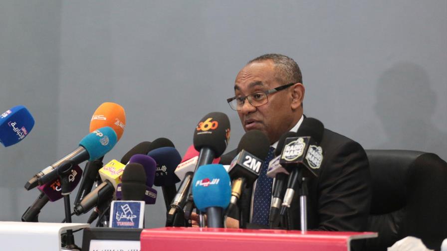 Presidente del fútbol africano prefiere gradas vacías a inseguridad