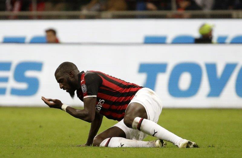 La Liga de fútbol italiana condena actos racistas en victoria de Lazio