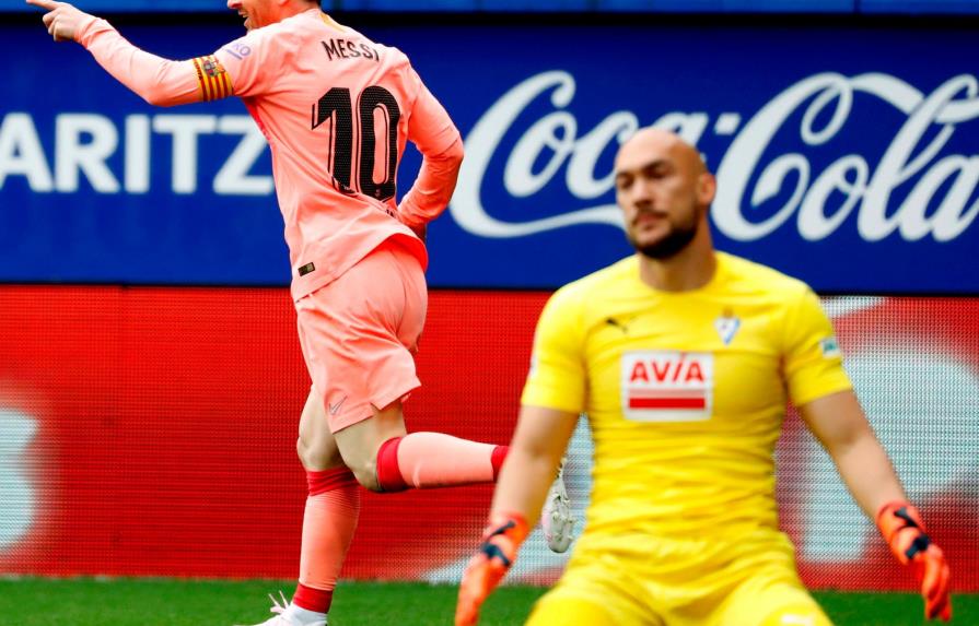 El Barcelona cierra la Liga con 2-2 en Eibar, Lionel Messi se acerca a Bota de Oro