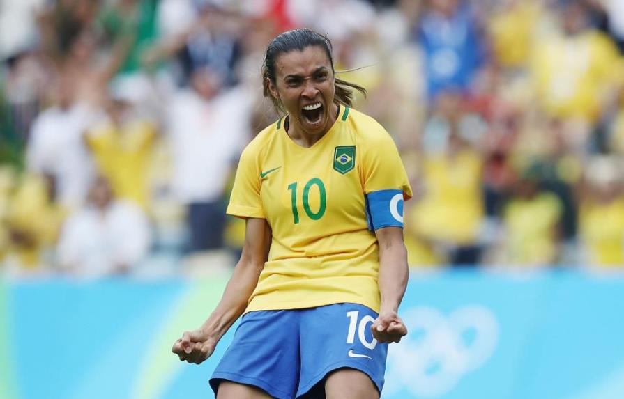 Brasileña Marta logra récord de goles en Mundiales, masculinos y femeninos