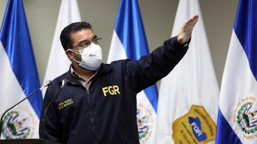 Allanan instituciones gubernamentales de El Salvador por fondos para pandemia
