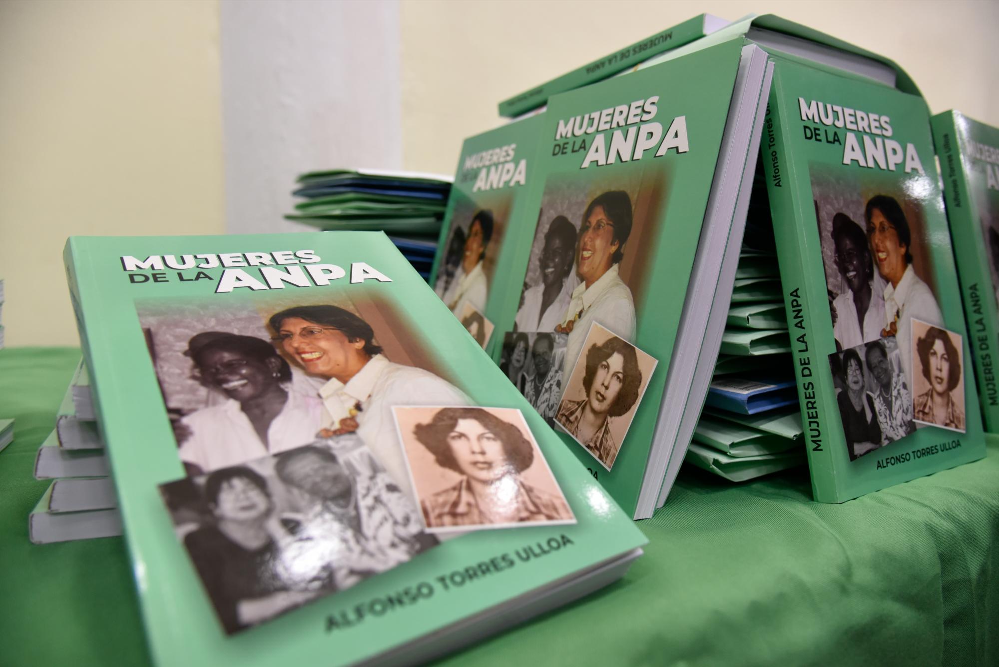 El libro puesto a circular.