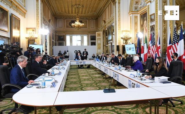 Londres pide reformar un sistema fiscal obsoleto al inicio del G7 de Finanzas