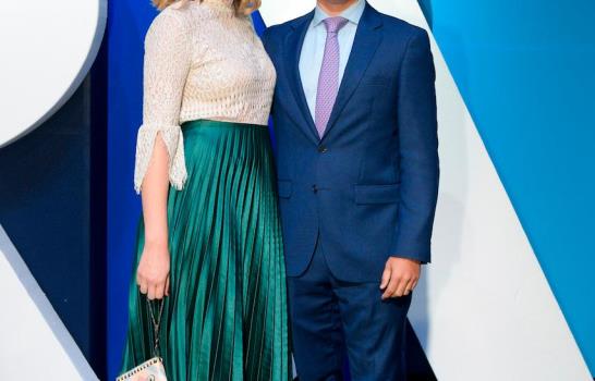 Maeno & Co. proyecta documental Maeno & Co. proyecta documental