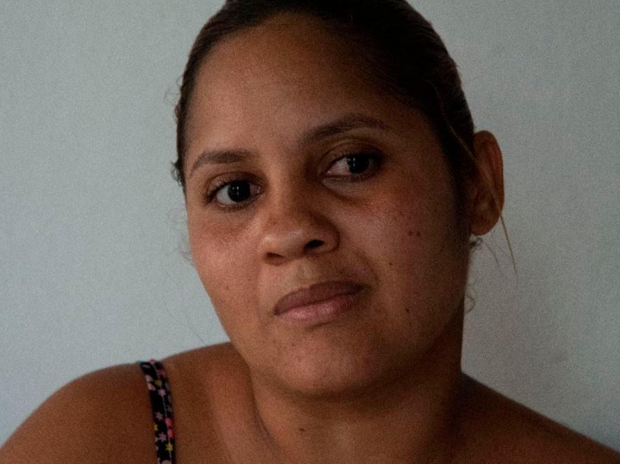 La joven madre se siente afortunada de que a sus hijos no les pasó nada. 