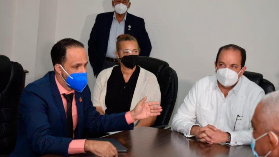 Permitirán de nuevo las peleas de gallos Permitirán de nuevo las peleas de gallos