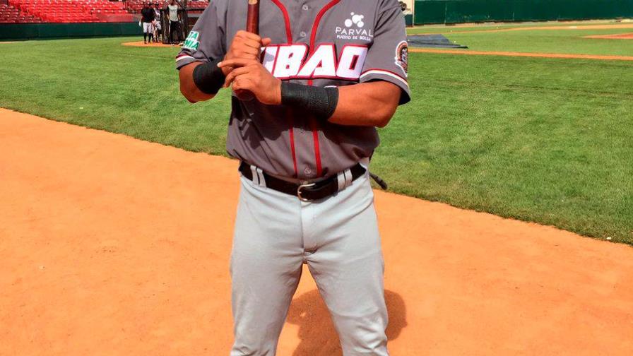 Escogido integra a David Paulino y a Garabez Rosa a su reserva