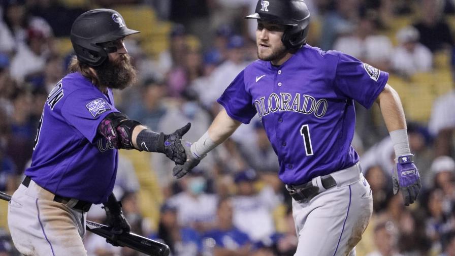 Story y Blackmon jonronean; Rockies vencen a los Dodgers