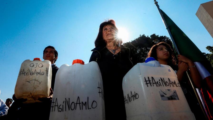 Tres funcionarios mexicanos serán enjuiciados por robo de combustible