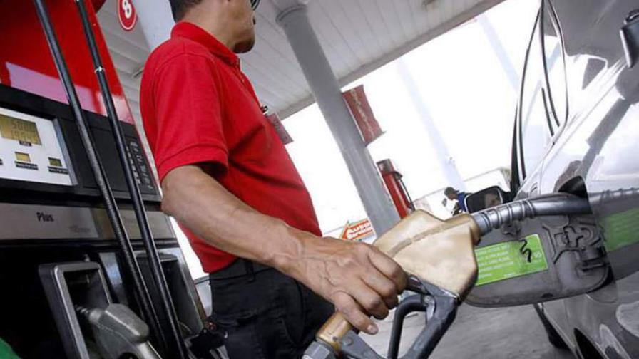 Gasolinas suben más de dos pesos y el gasoil entre RD$1.90 y RD$2.90