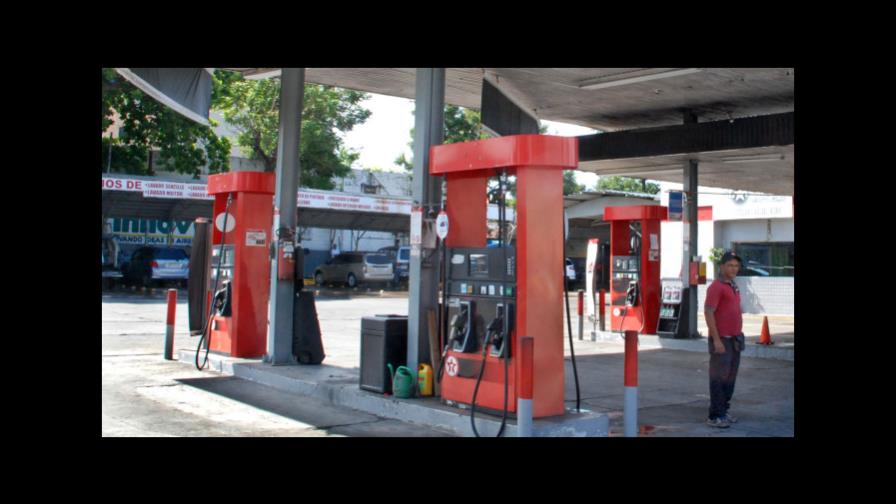 Volverán a bajar precios de combustibles: entre RD$2 y RD$4.80