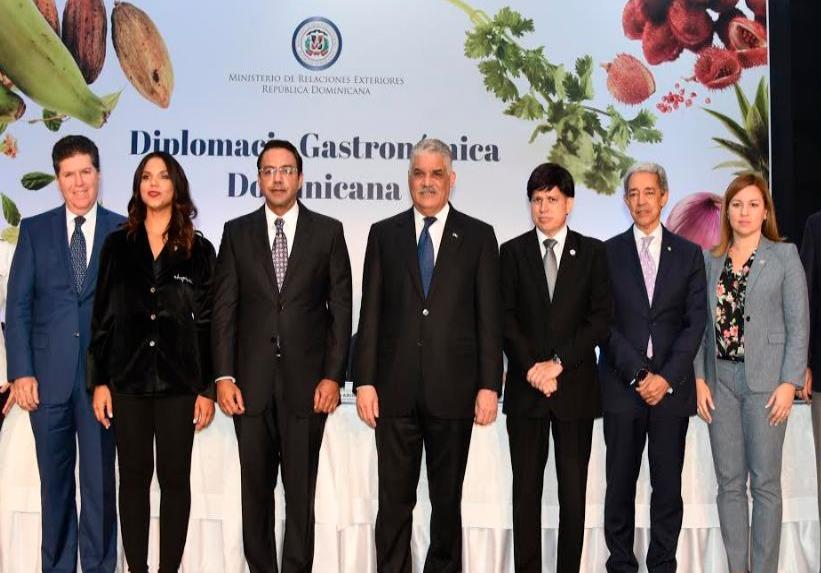 Cancillería lanza la estrategia diplomática de la gastronomía dominicana