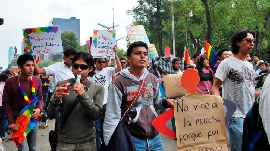Comunidad LGBT de México exige fin de asesinatos, que siguen pese a pandemia