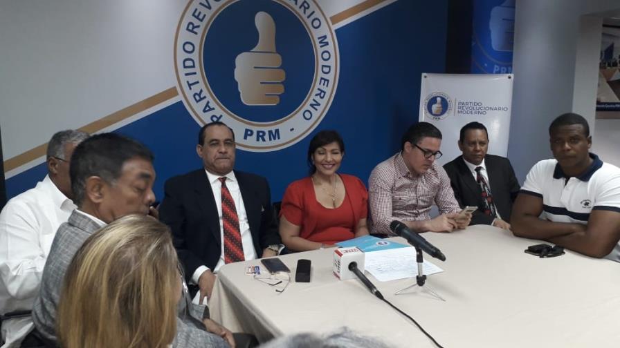 PRM dice asumiría costos de primarias si no se usan equipos de la JCE
